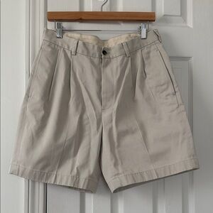 Brooks Brothers 346 Advantage Shorts | Beige Khaki | 100% Cotton | W32
